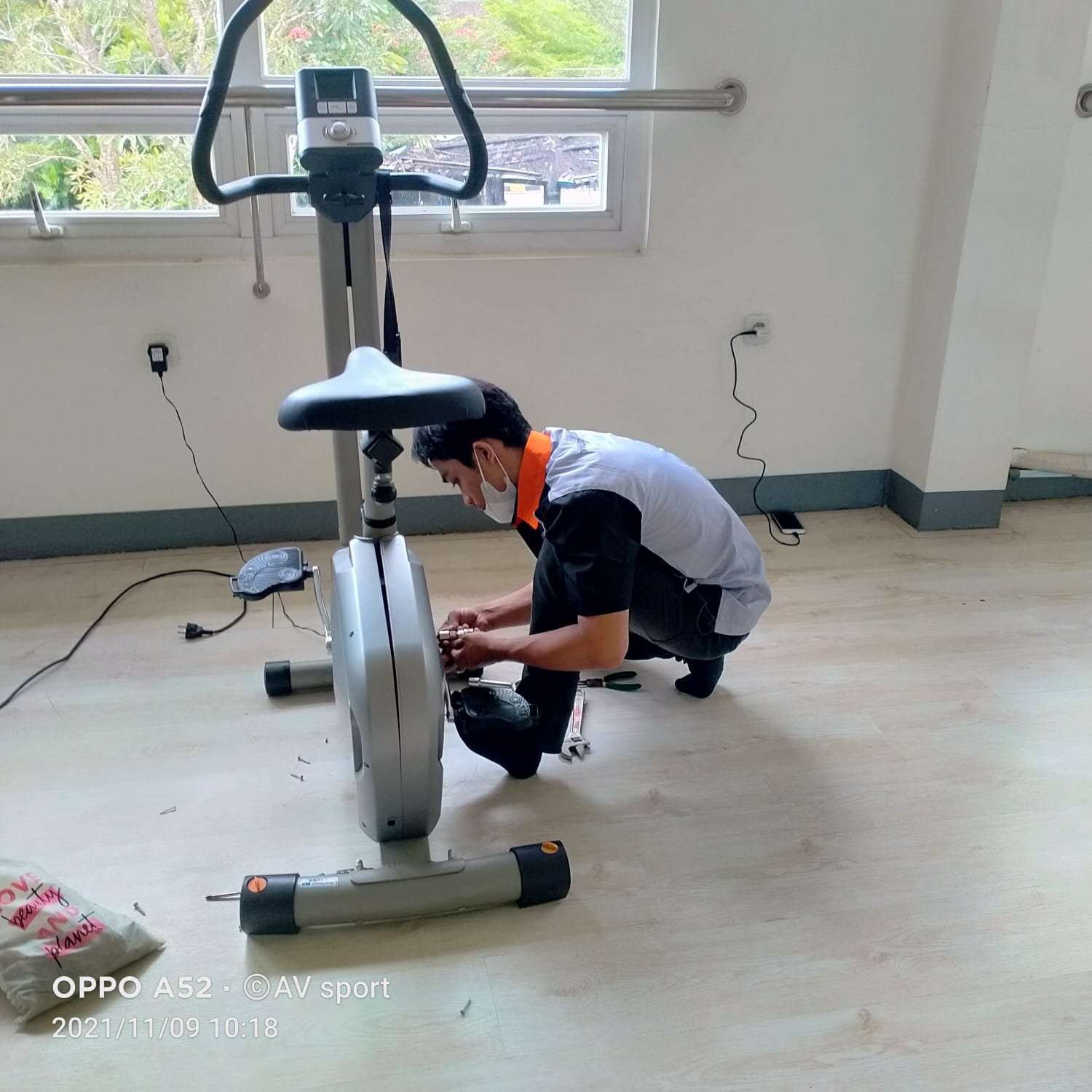 8ded93a3-bc3d-4187-832b-6a5b266c431d